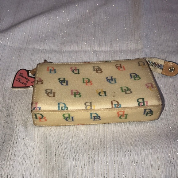 Dooney and Bourke cosmetic bag, vintage - Picture 2 of 3